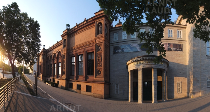 20190726_KunsthalleSeite2_Pano.png