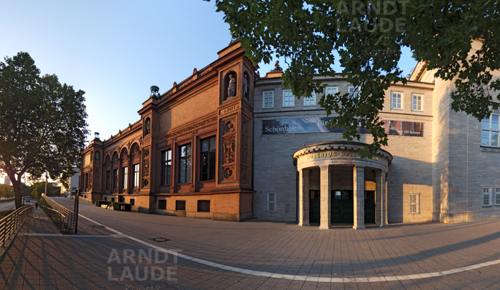 20190726_KunsthalleSeite3_Pano.png